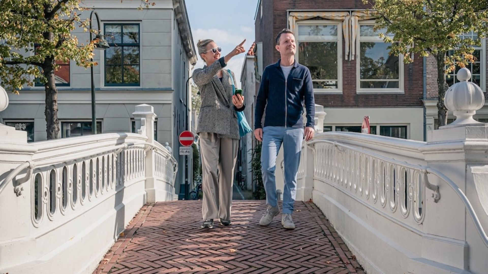 Hike & Bite – Delft Walking Food Tour (English Speaking Guide/Tour)