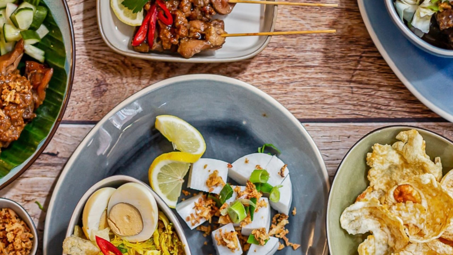 Hike & Bite – The Hague Walking Food Tour (English Speaking Guide/Tour)