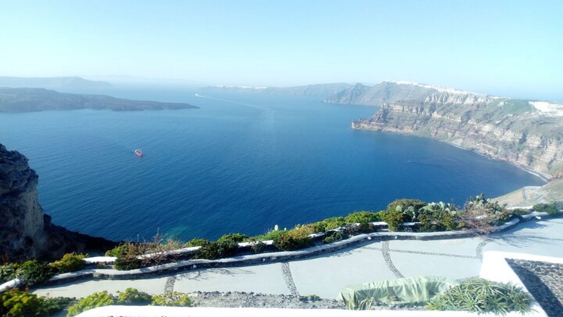 Santorini Sightseeing Half Day Small Group Tour