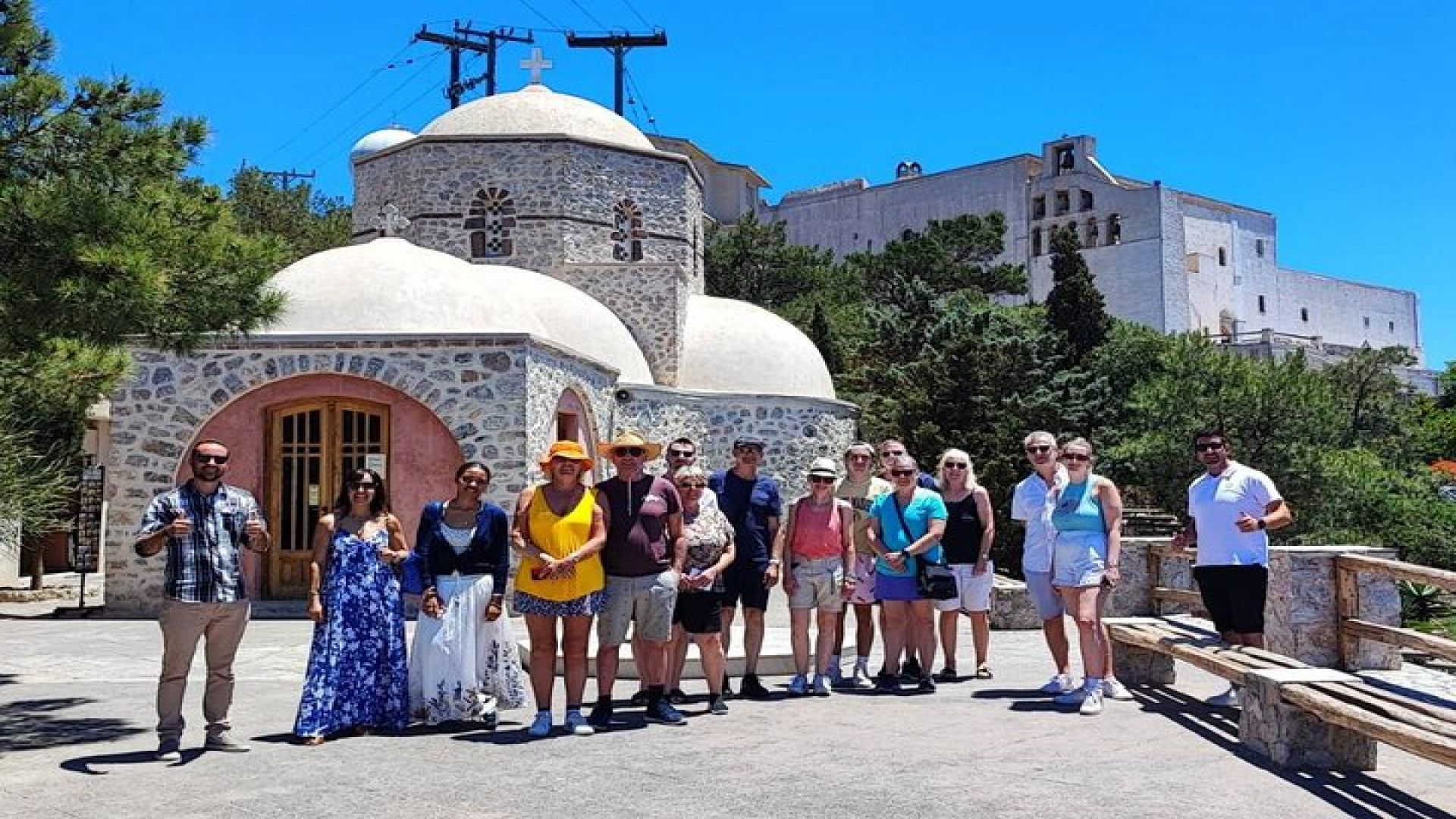 Santorini Sightseeing Half Day Small Group Tour