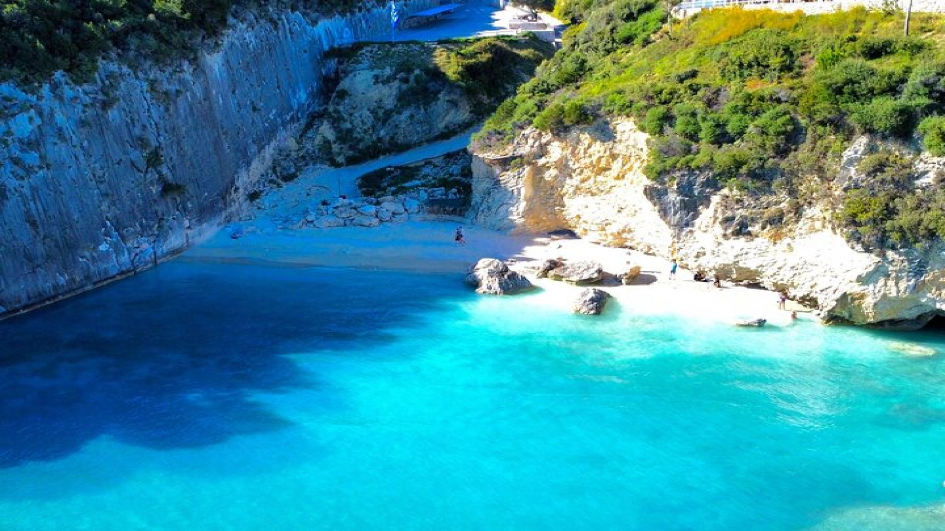 Zakynthos Shipwreck Beach with Blue Caves Land and Sea Tour