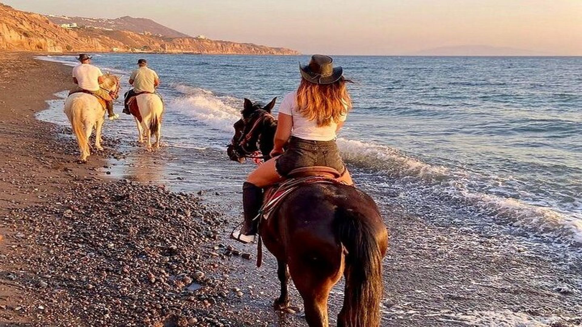 Secluded Black Beach Horseback Riding Tour in Santorini