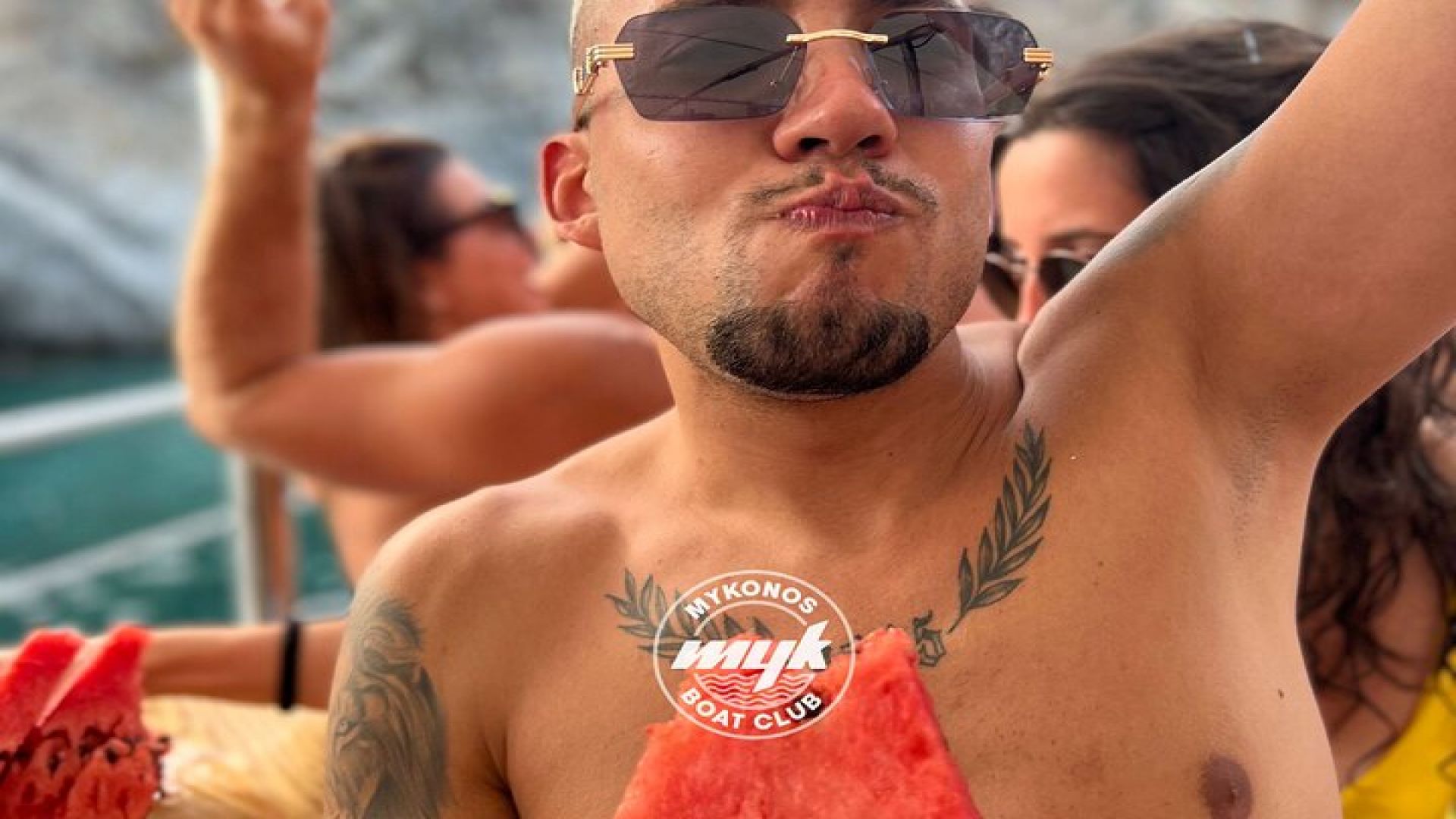 Boat Party with Swimming Stop Experience in Mykonos