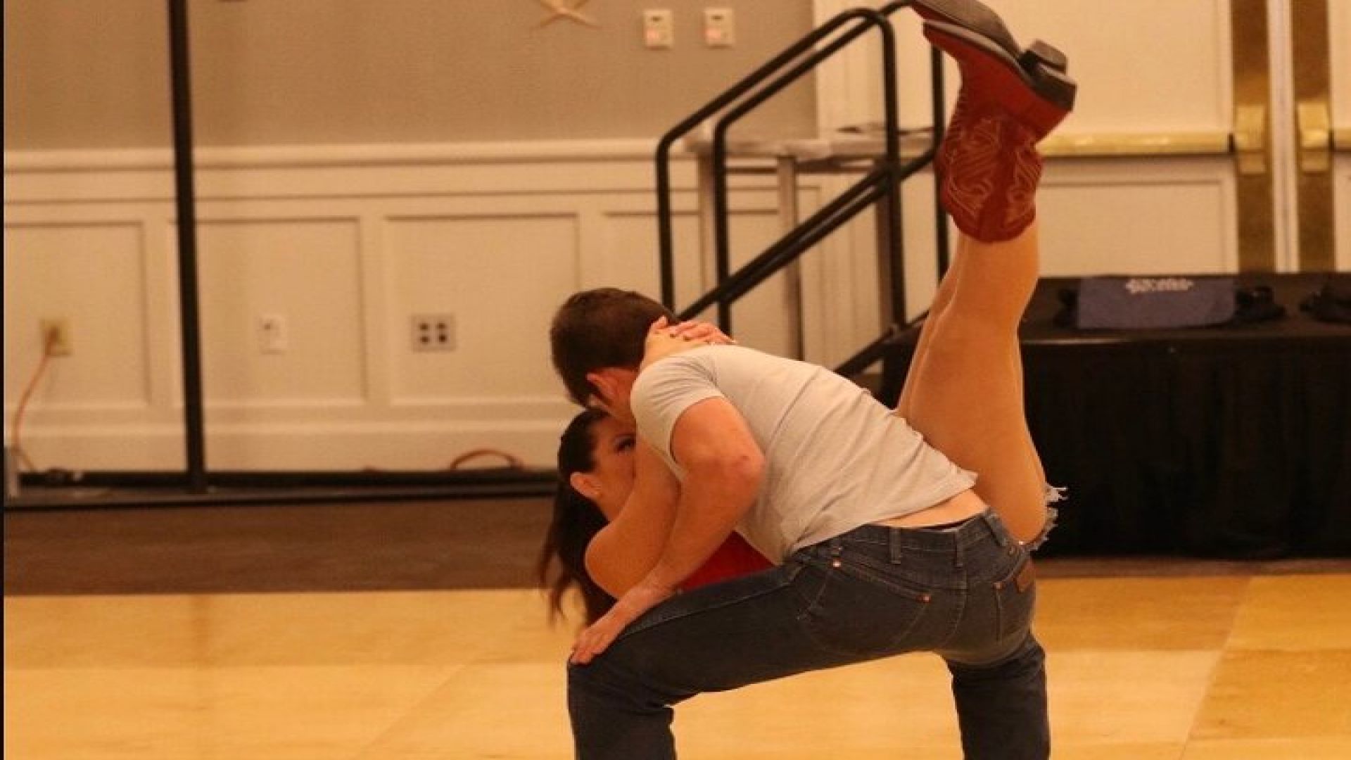 Two Step & Country Swing Dance Class in Nashville Country Fusion