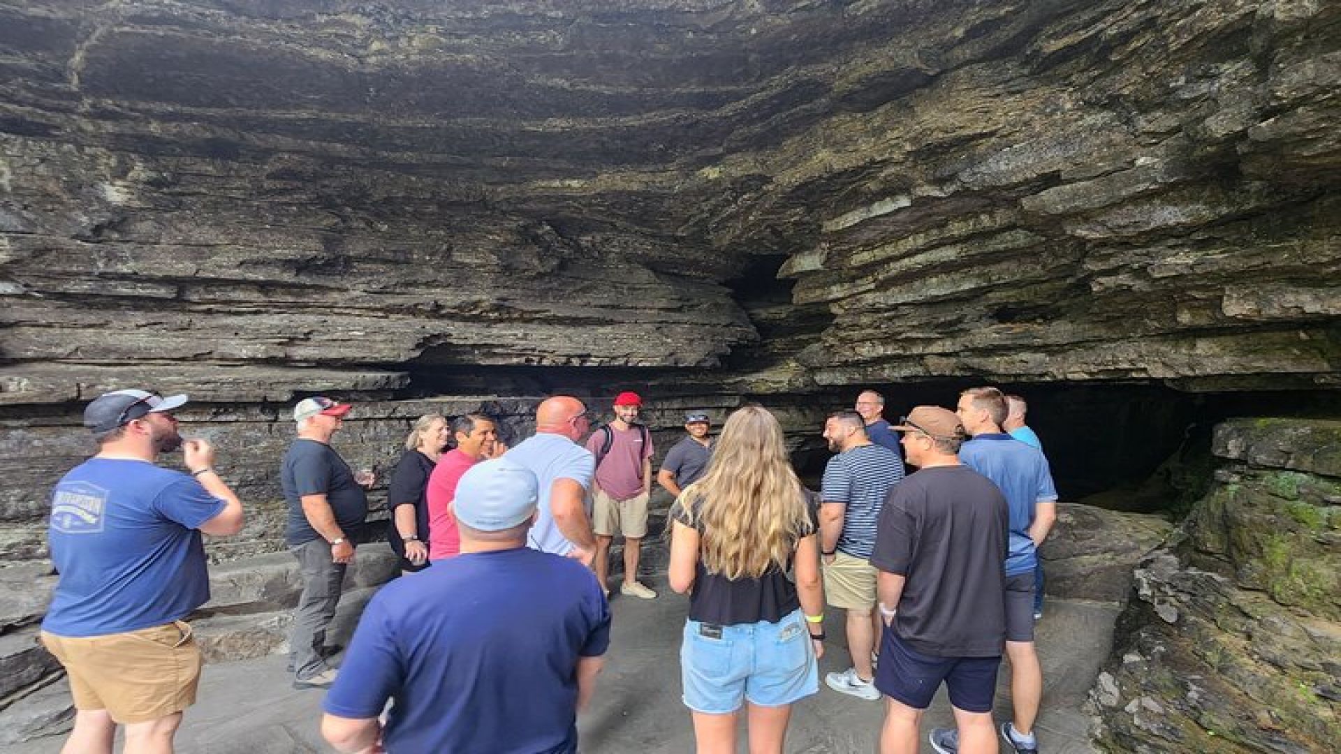 Jack Daniel Distillery Tour with Lynchburg & World\'s Longest Bar