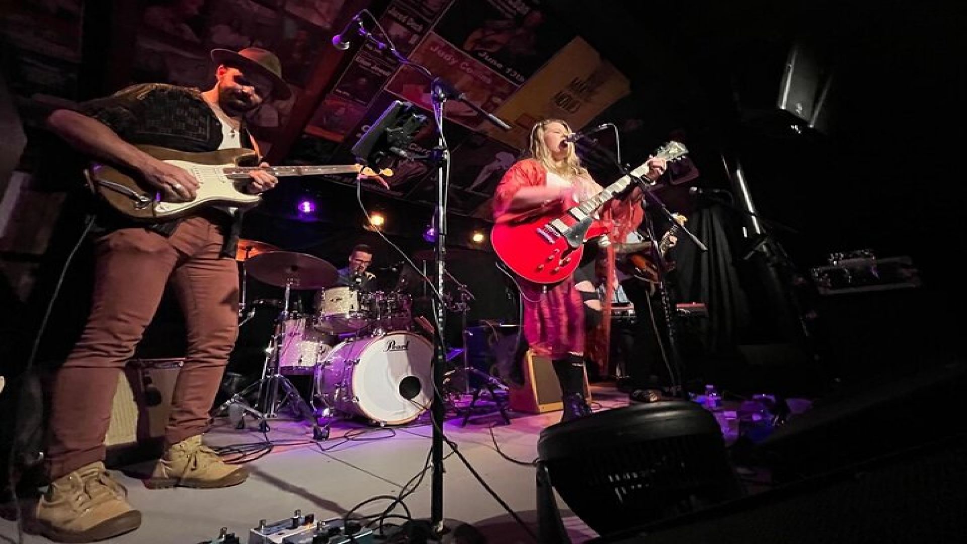 Live the Nashville Dream: Write and Record Your Very Own Song!