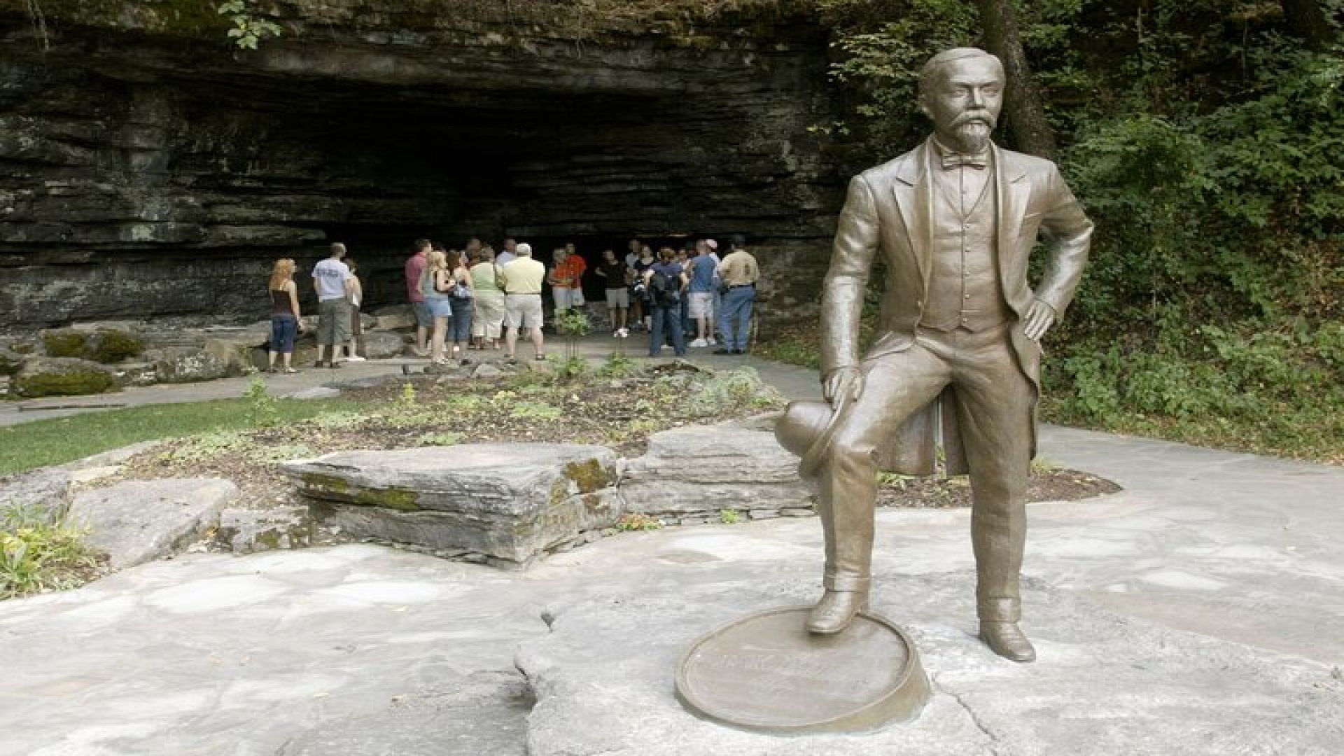 Jack Daniel\'s Distillery Tour, Tasting and Lynchburg Visit