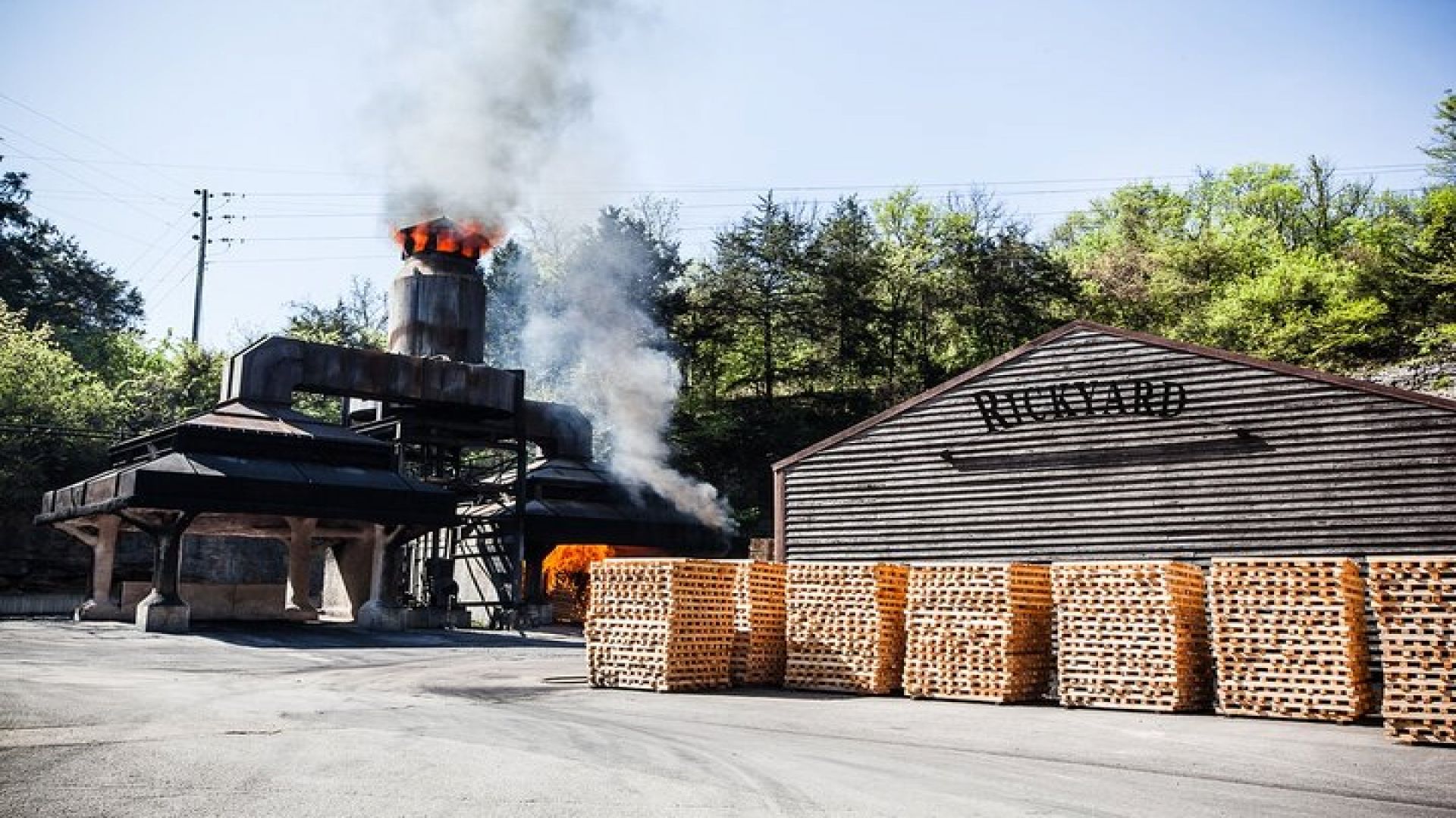 Jack Daniel\'s Distillery Tour, Tasting and Lynchburg Visit