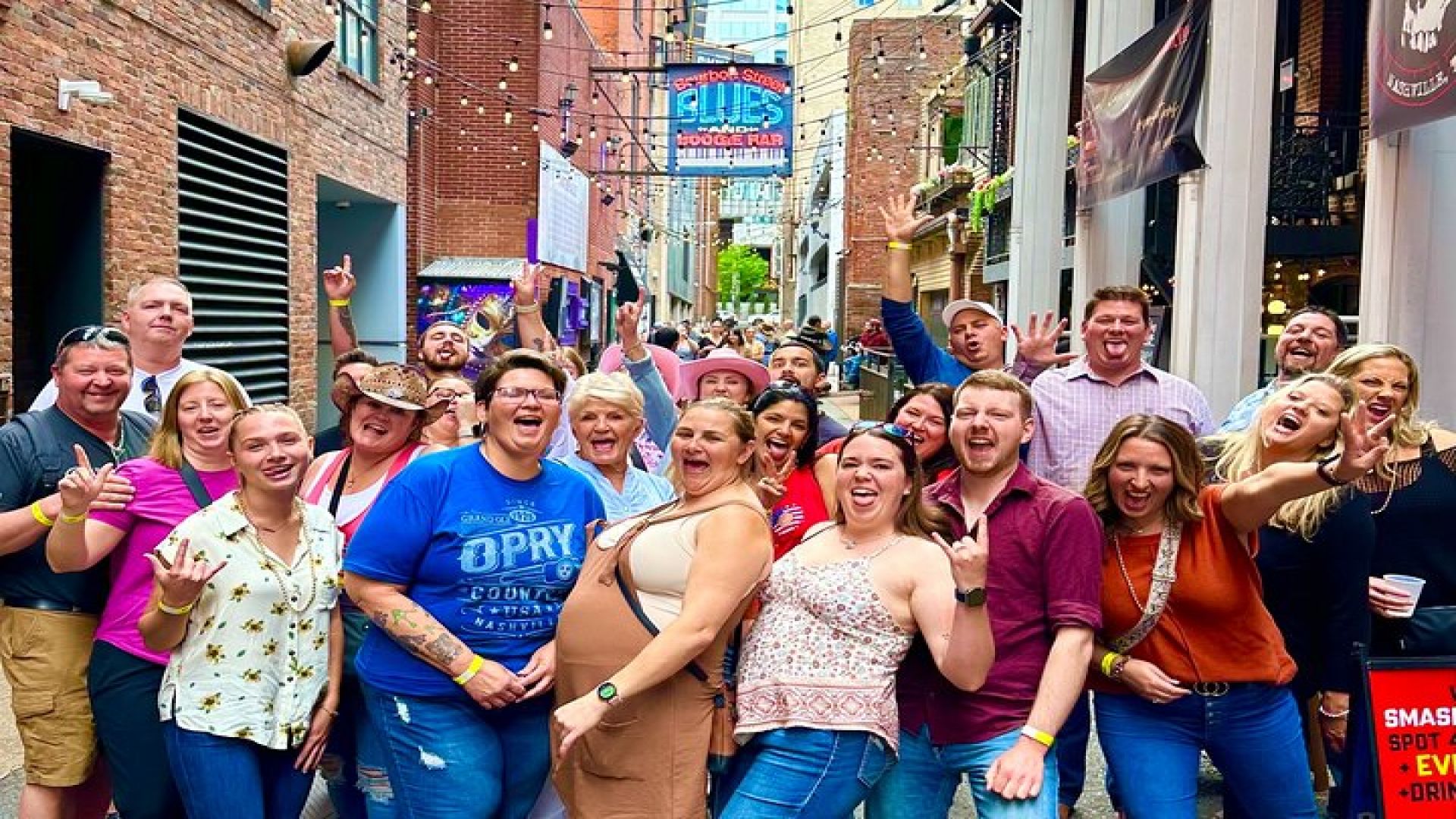 Guided Pub Crawl Walking Tour of Downtown Nashville
