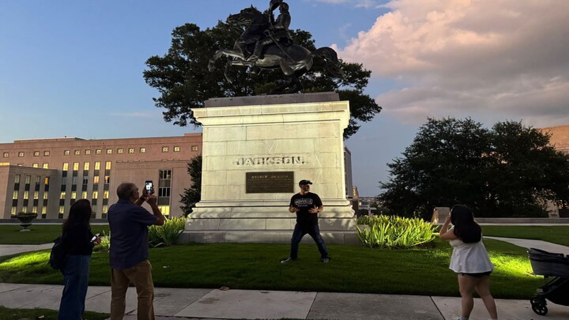 Haunted Nashville: Ghosts, Legends & Hidden Histories Tour