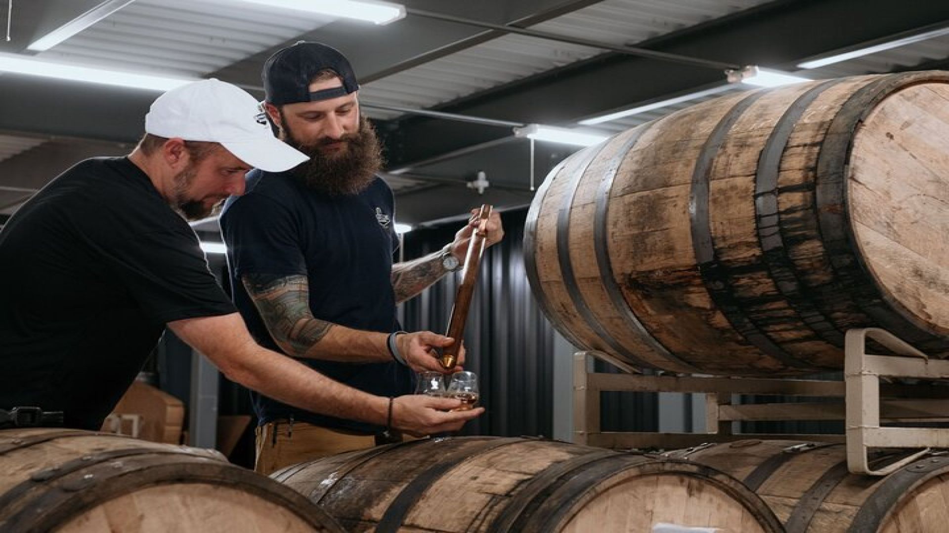 Nashville Barrel Co \"Straight from Barrel\" Tasting with Bottle