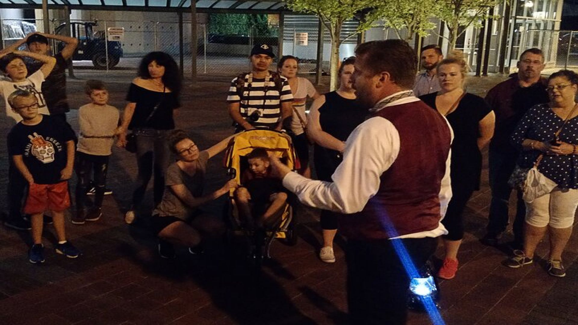 Haunted Nashville Night-Time Walking Tour with Costumed Guide