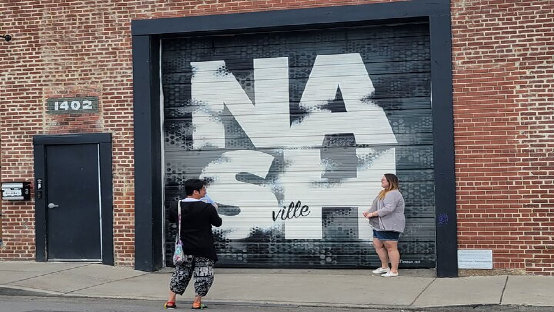 Music Row and 12th South Van Tour