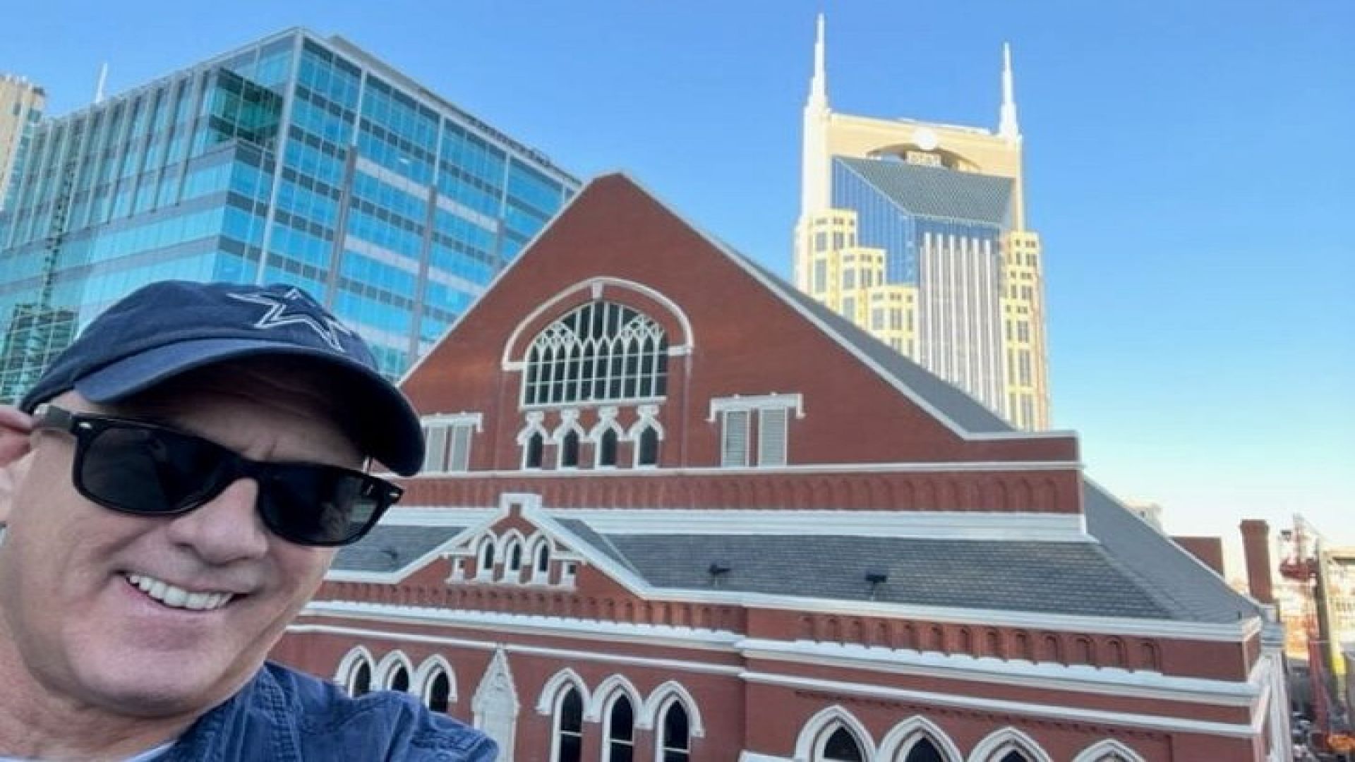 Local Insider\'s Walking Tour of Downtown Nashville