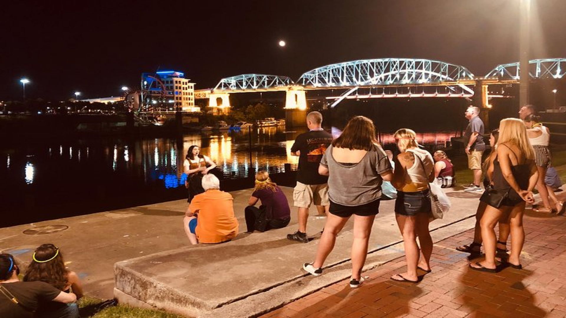 Haunted Nashville Boos and Booze Ghost Walking Tour