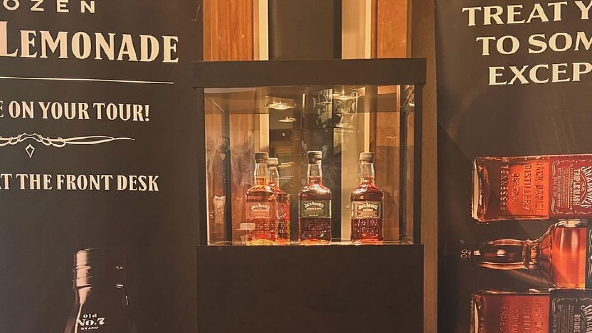 Jack Daniels Private Distillery and Dine Tour from Nashville