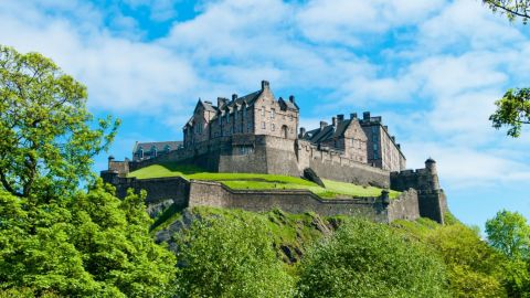 Edinburgh The Royal City - Day Tour from London