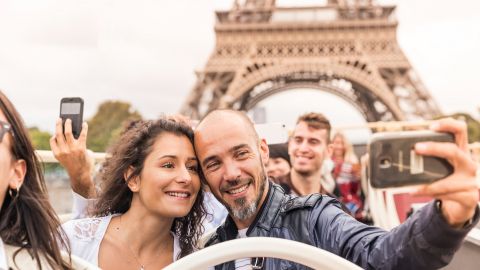 Paris Explorer Rail Tour from London with Paris Sightseeing Bus