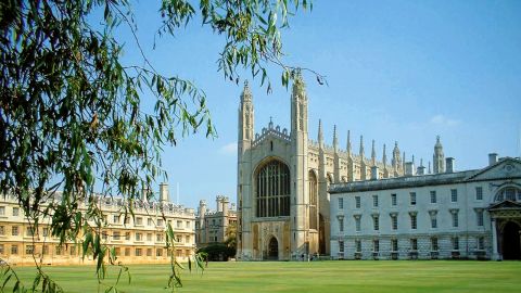 Oxford & Cambridge Universities with college entry - Spanish