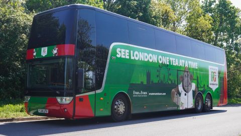 Buckingham Palace State Rooms & Afternoon Tea Sightseeing Tour with PG Tips (Upper deck)