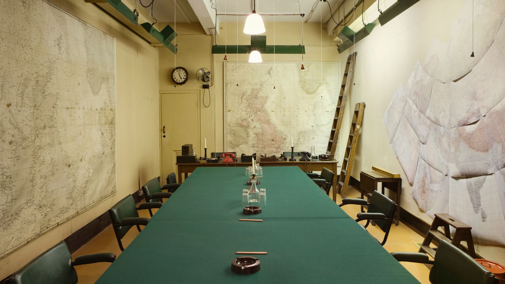 Private Churchill War Rooms Behind The Glass and Churchill Walking Tour