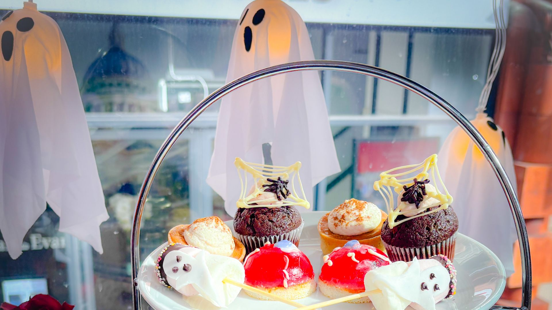 Halloween Afternoon Tea Tour with PG Tips