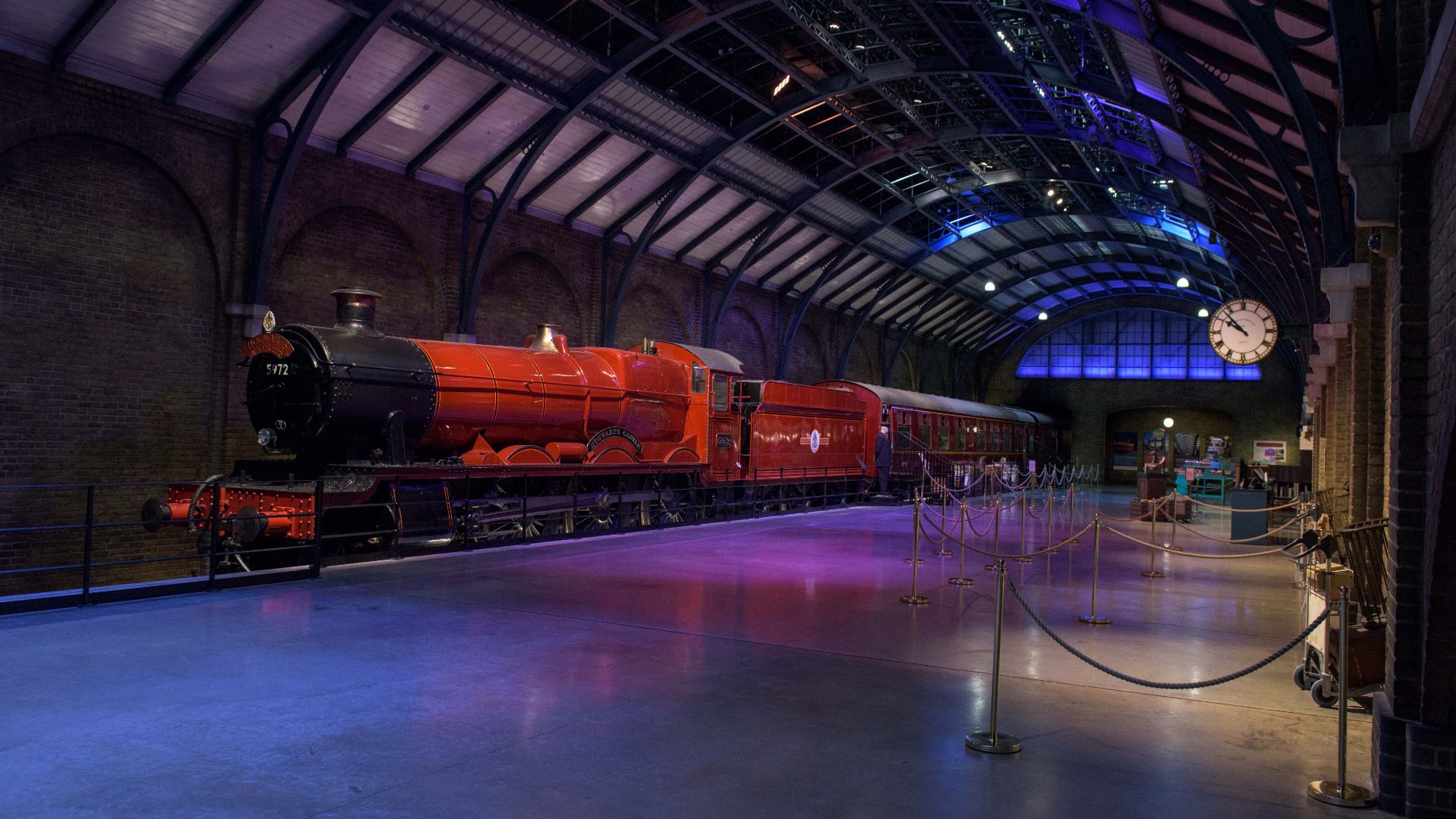 Warner Bros. Studio Tour London – The Making of Harry Potter with Private Transfer