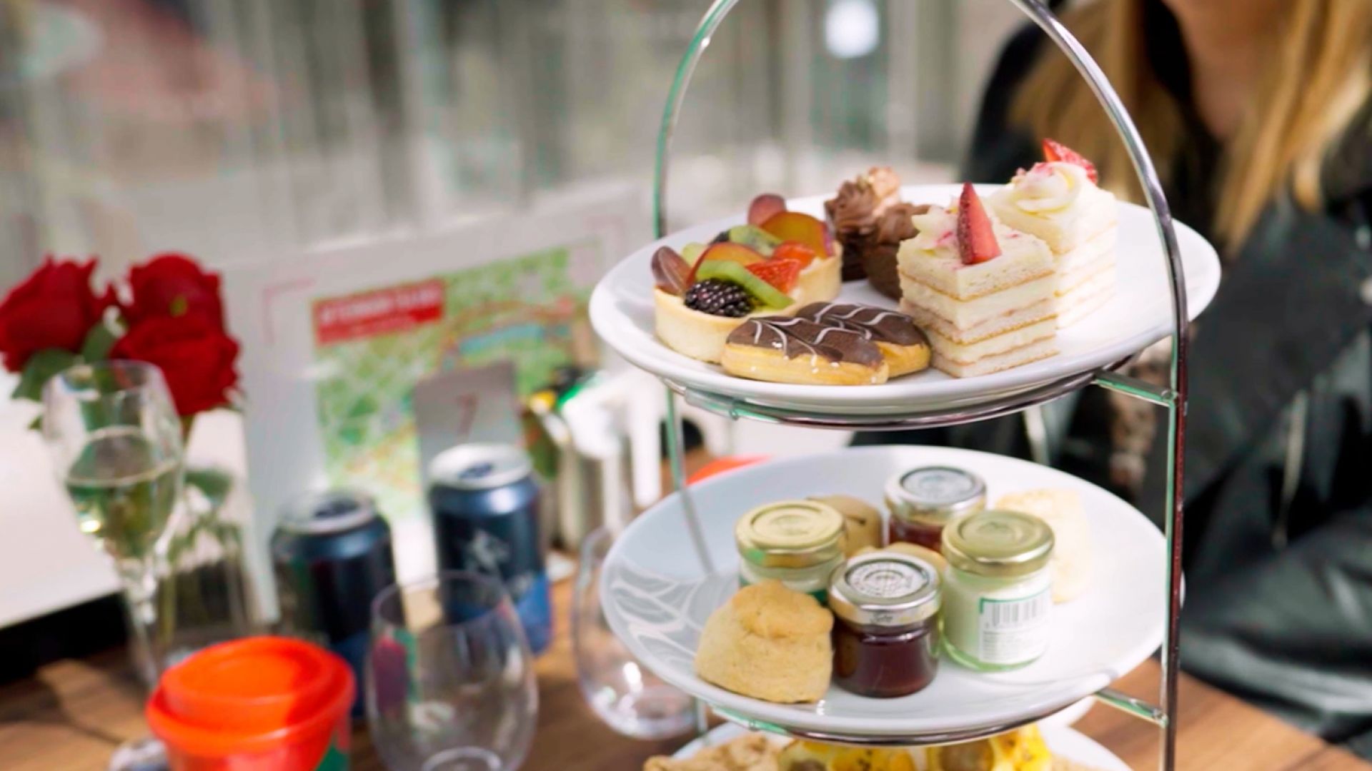 Buckingham Palace State Rooms & Afternoon Tea Sightseeing Tour with PG Tips