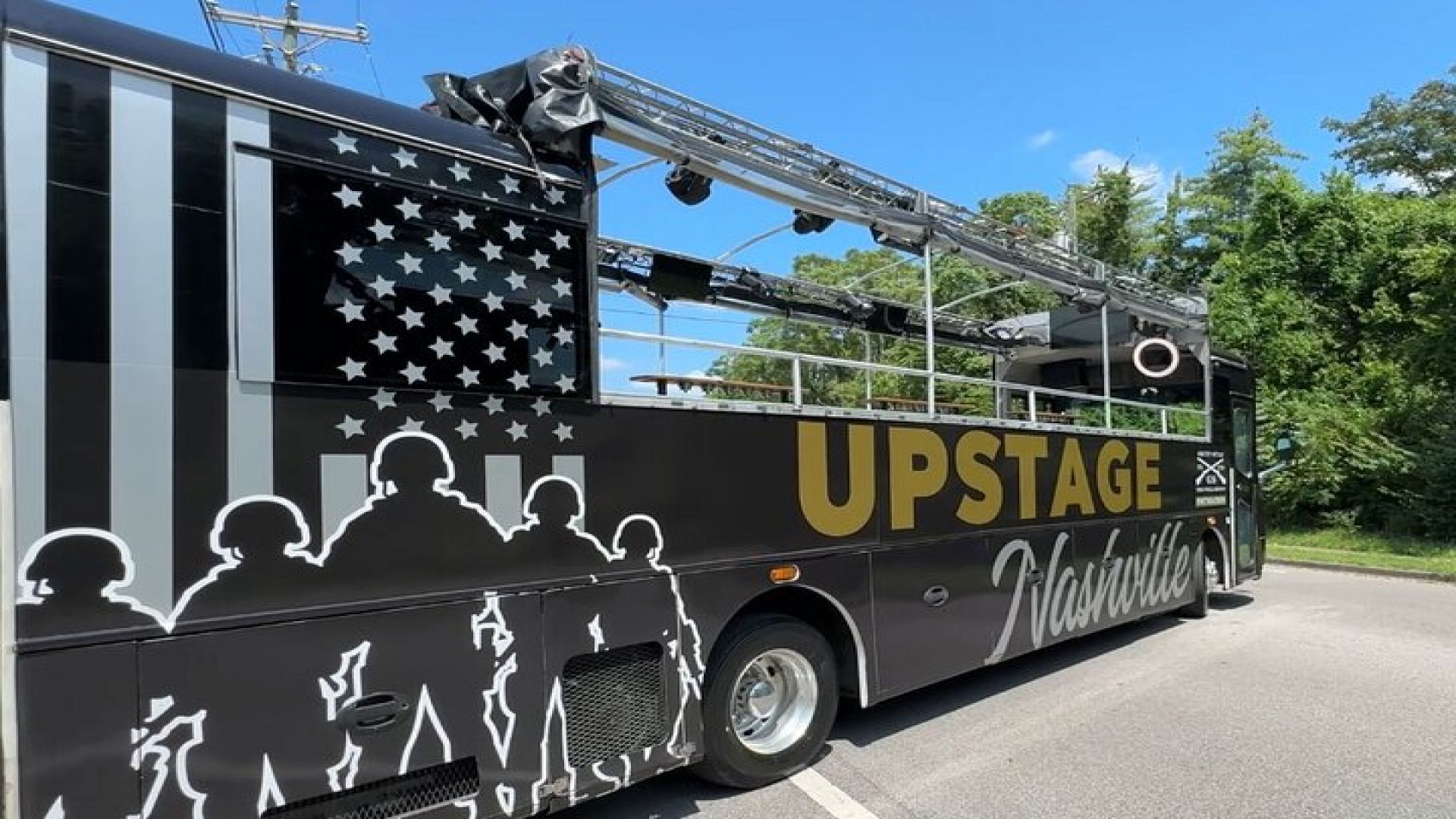 Private Open Air Party Bus with DJ & Bartender 21+ 