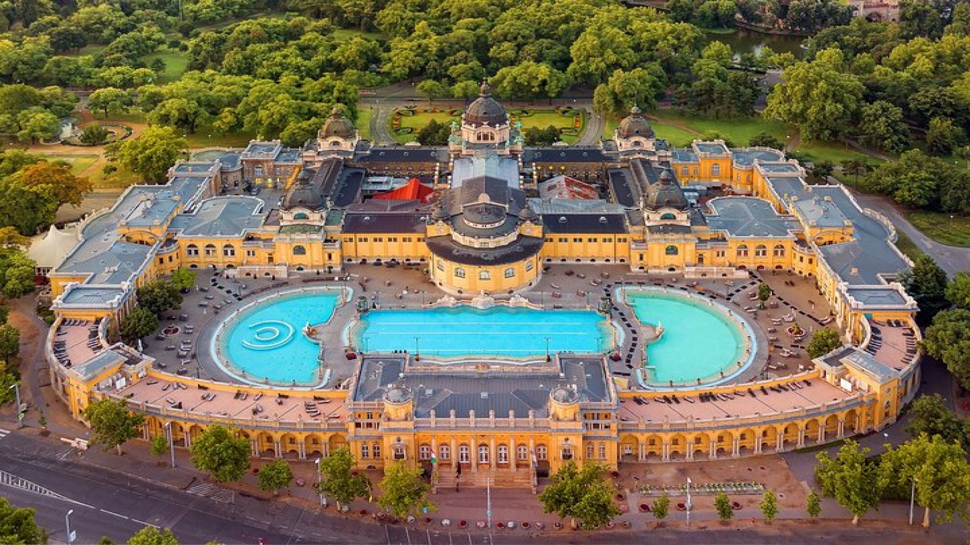 Budapest MegaCombo Tickets Szechenyi Spa, HoHo & Cruise