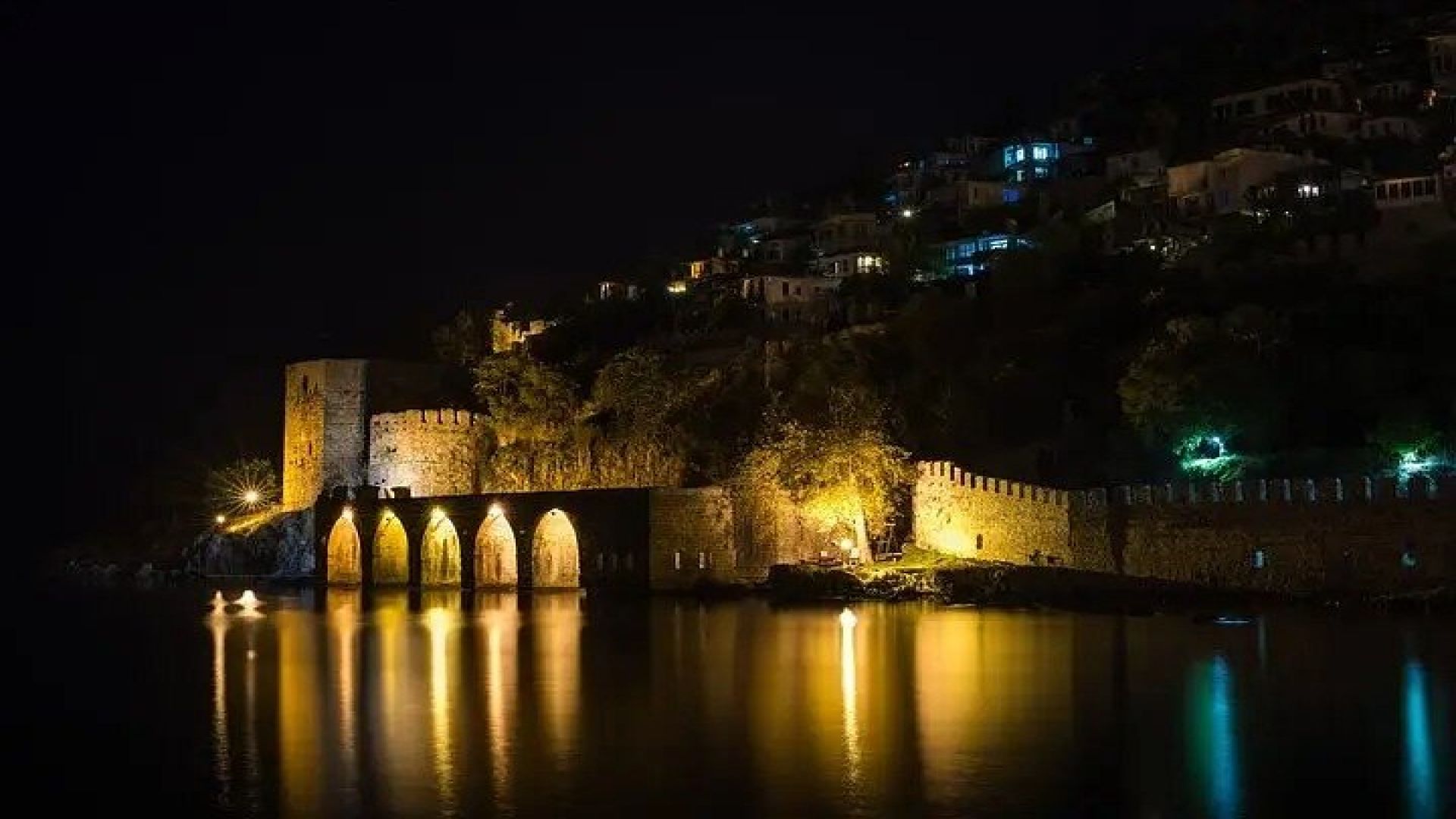 Alanya Starcraft Night Disco Yacht with Foam Party & Transfer