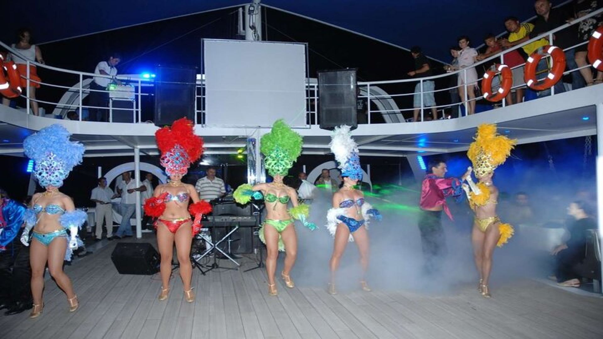 Alanya Starcraft Night Disco Yacht with Foam Party & Transfer