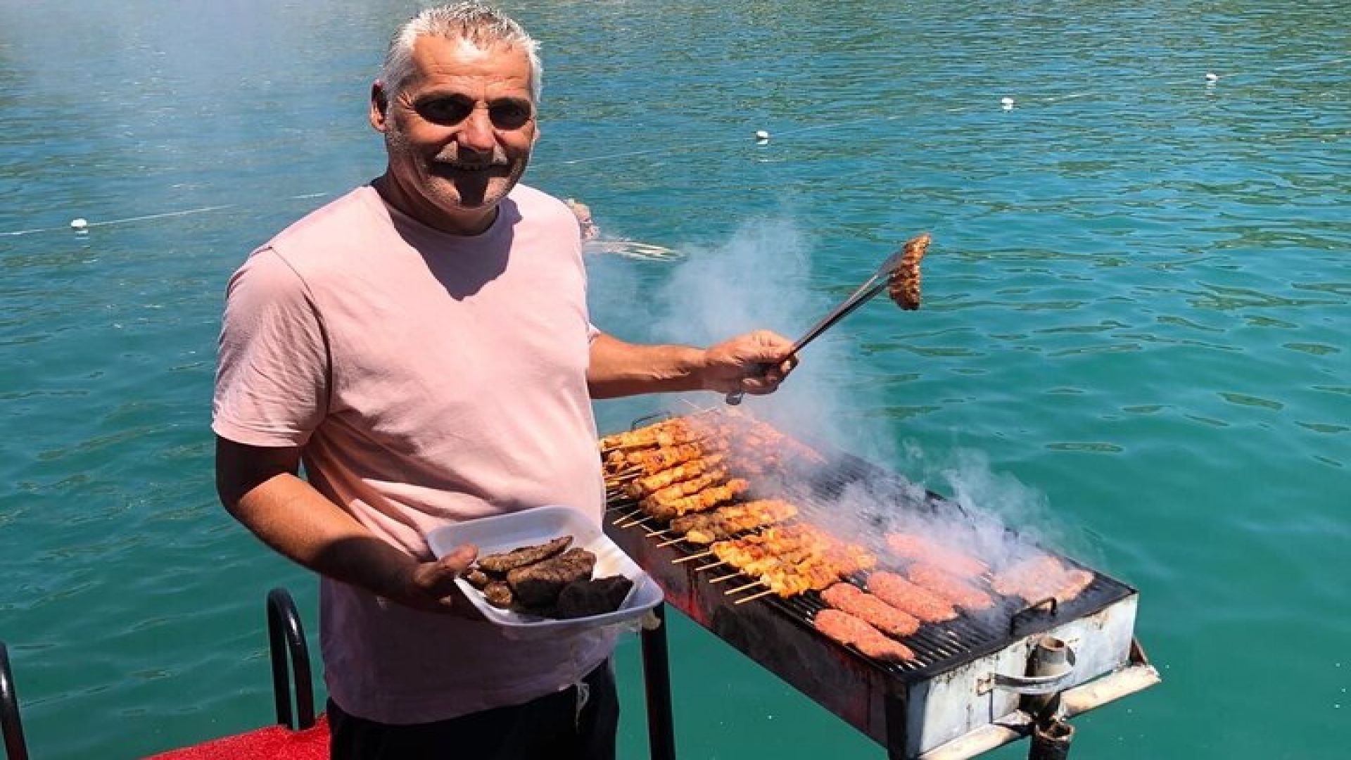 Alanya Relaxing Boat Tour with Lunch, Soft Drinks & Transfer