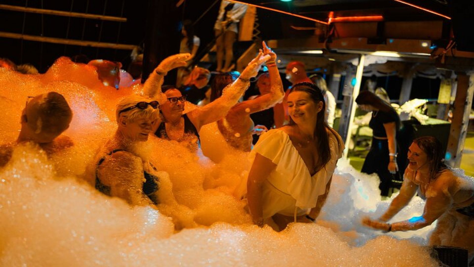 Alanya Sunset Boat Tour with Free Soft Drinks