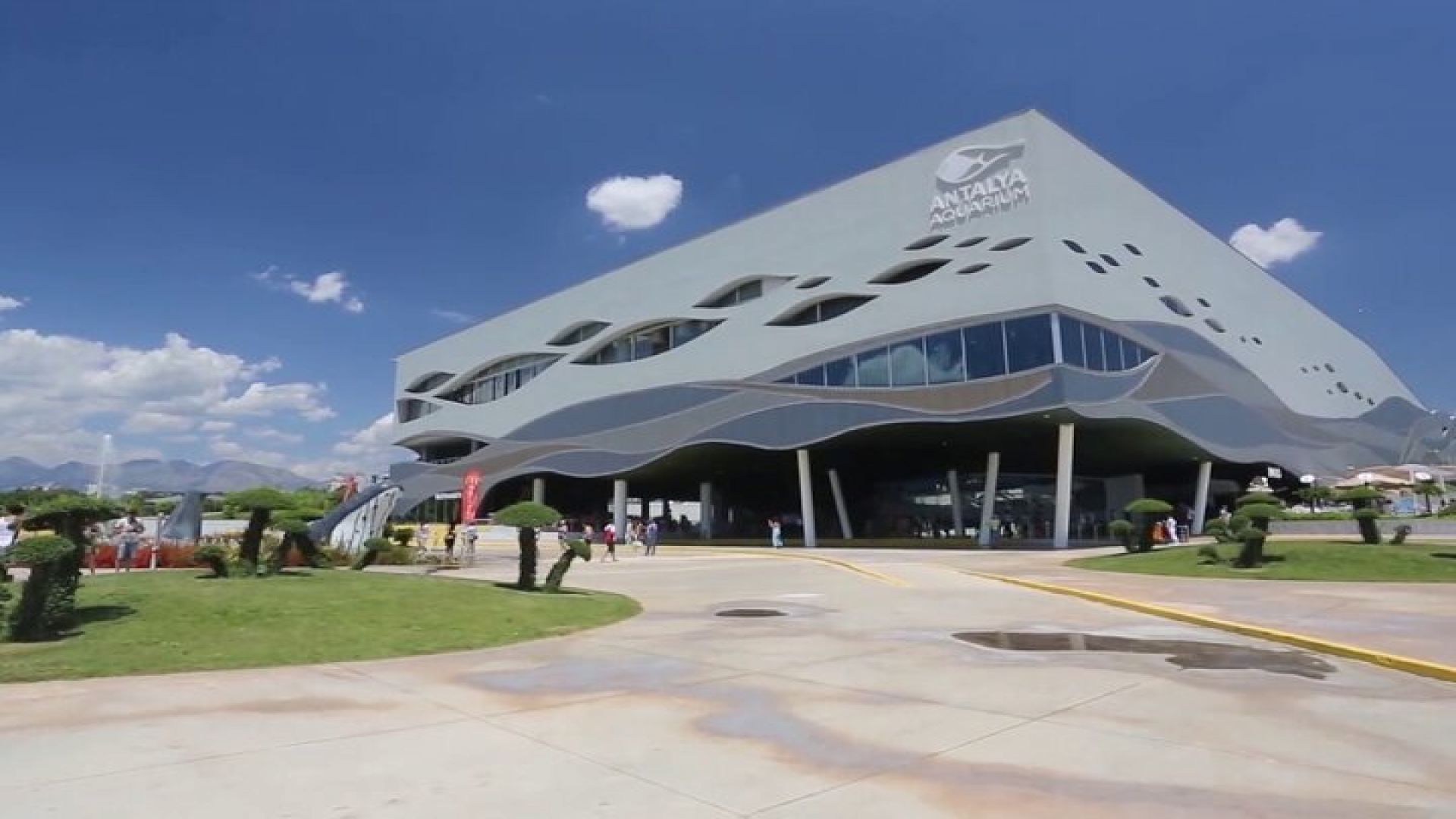 4-Hour Guided Antalya Aquarium Tour 