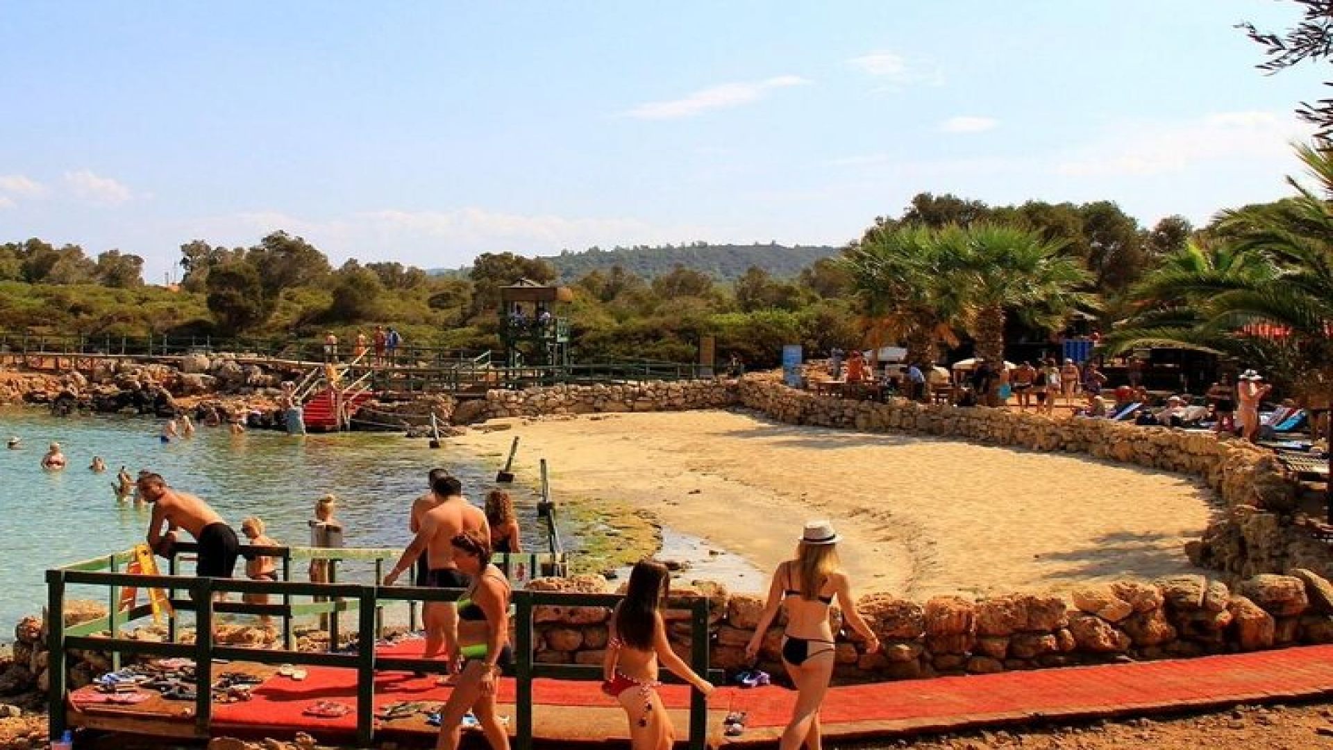 Cleopatra Island Boat Trip From Marmaris With Lunch and Drinks