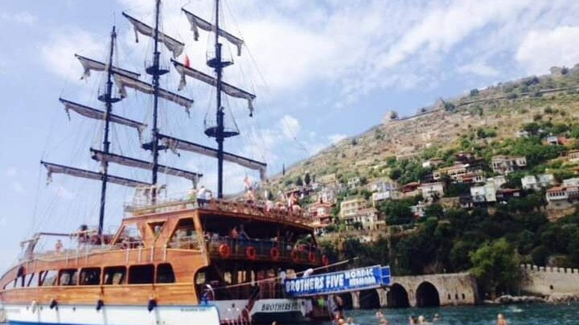 All Inclusive Catamaran Yatch Tour with Lunch and Soft Drinks