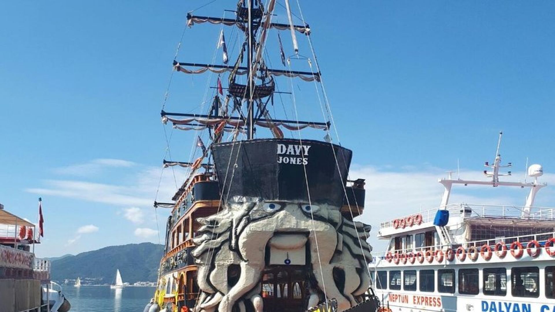 Pirate Boat Trip in Marmaris with BBQ Lunch, Drinks & Transfers