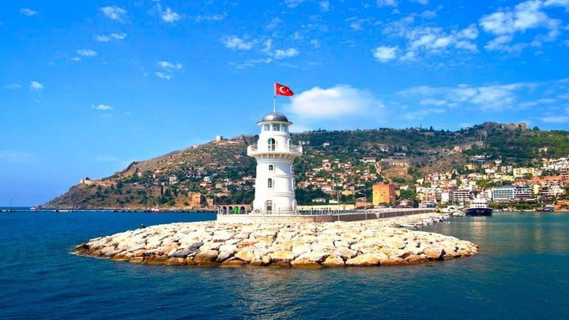 Alanya Boat Trip with Unlimited Soft Drinks and Lunch