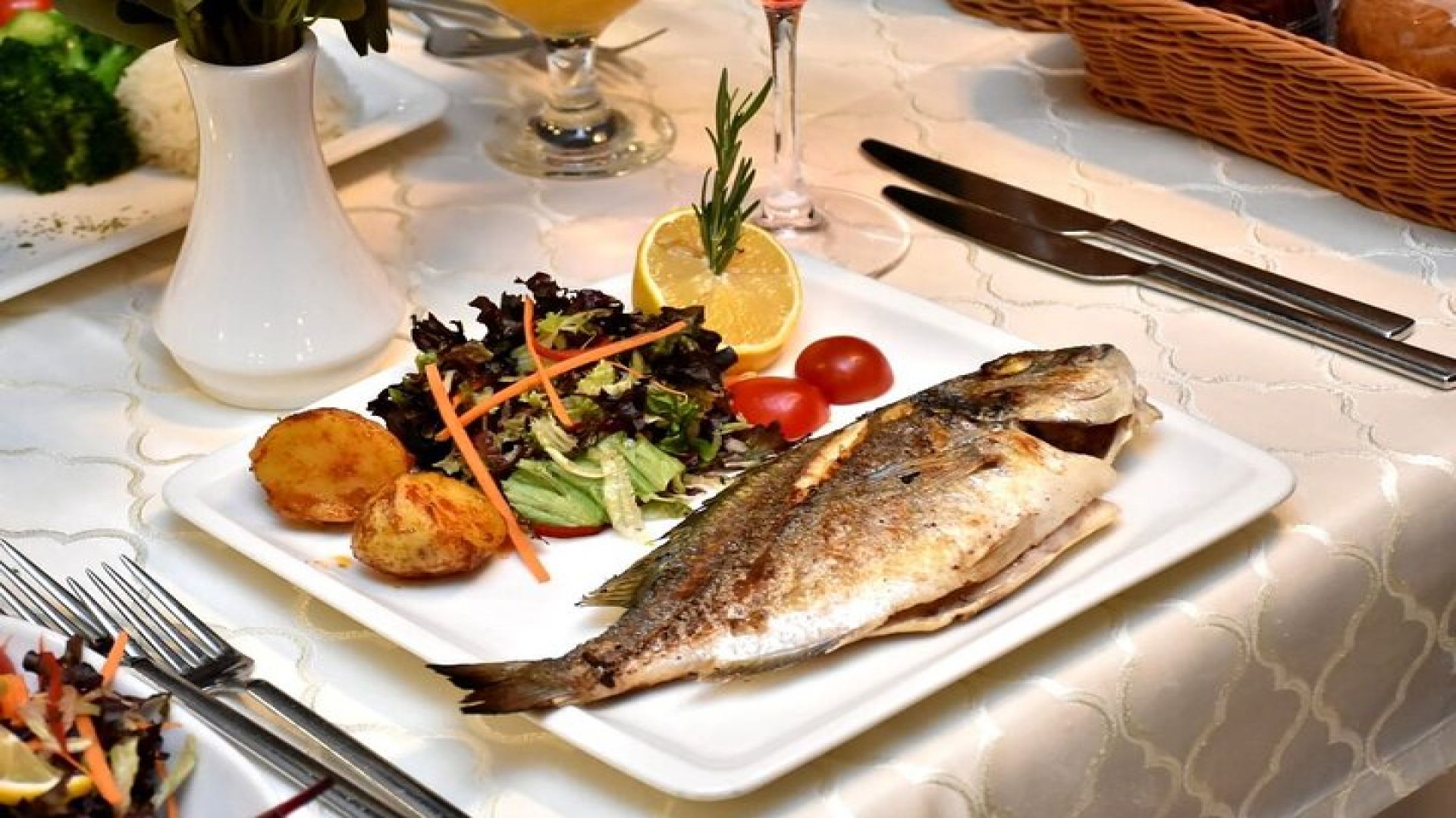 All Inclusive Luxury Bosphorus Dinner Cruise & Turkish Night Show