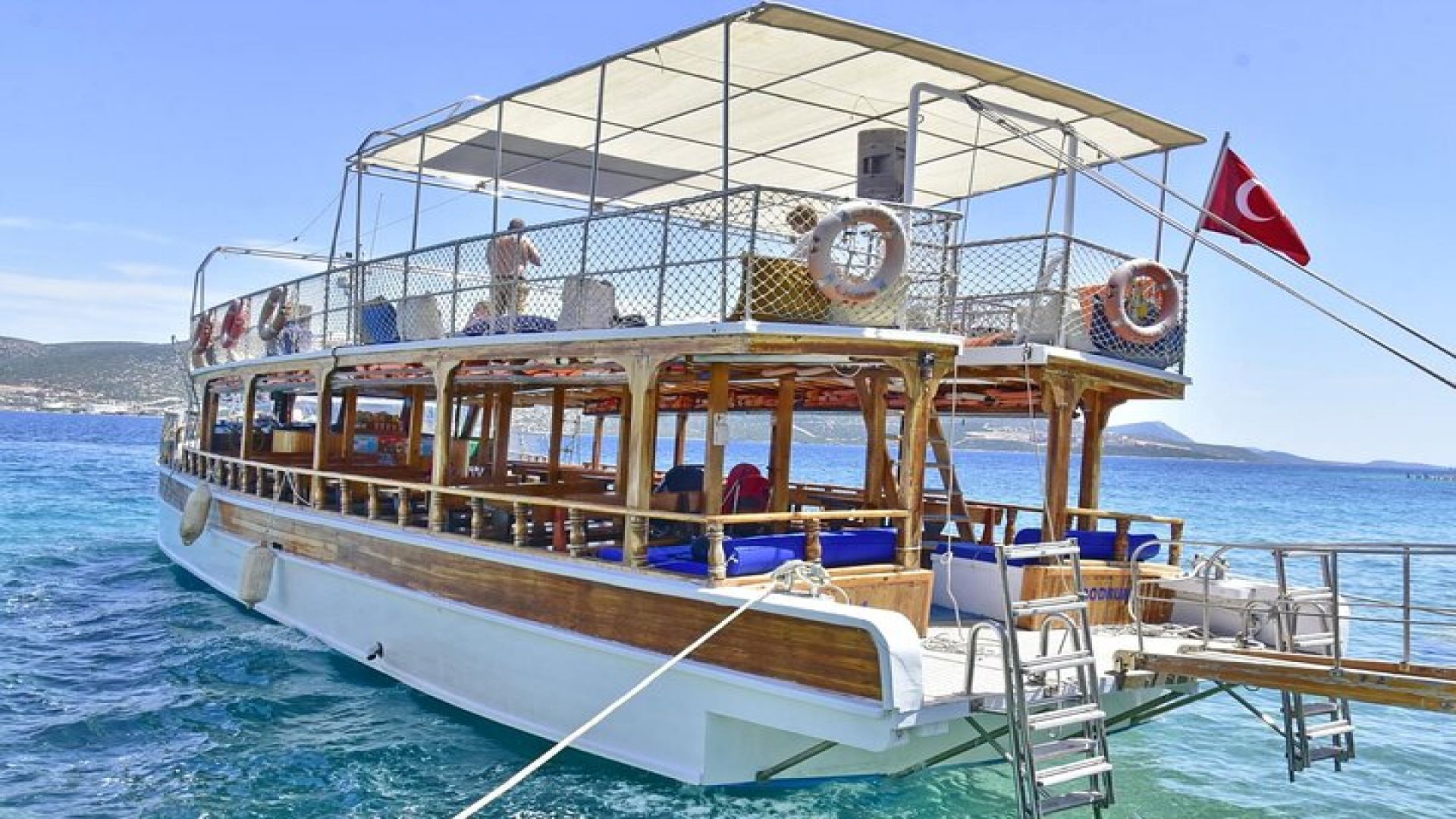 Bodrum Boat Trip With Lunch 11:00 to 17:00