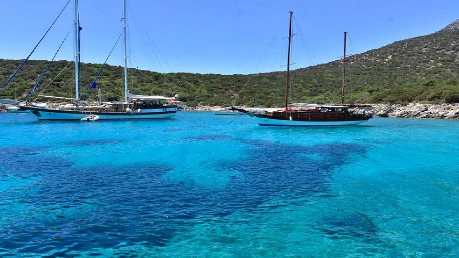 Bodrum Boat Trip with Lunch and All Soft Drinks