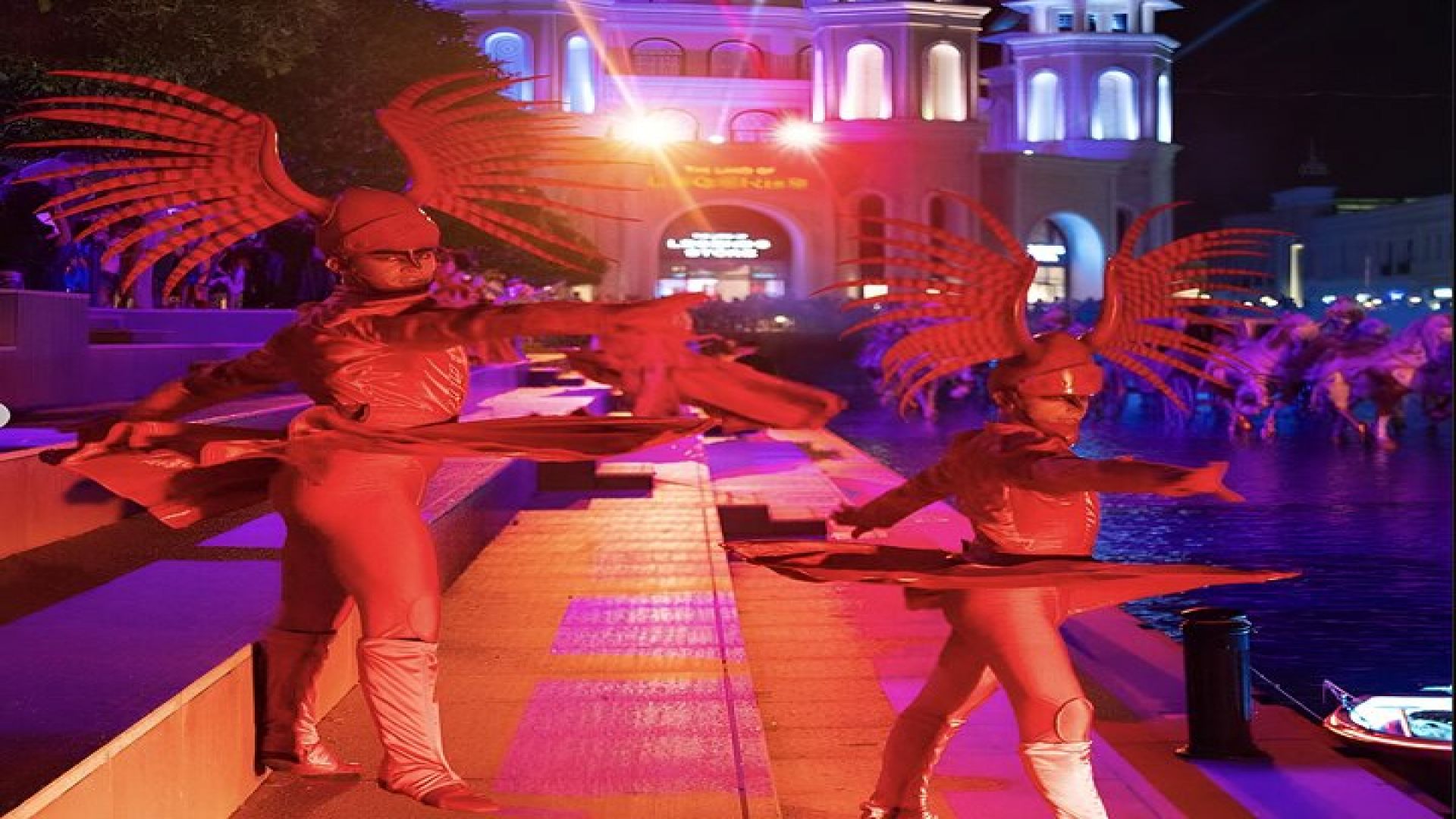 Land of Legends Night Show Roundtrip Transfer from Kemer