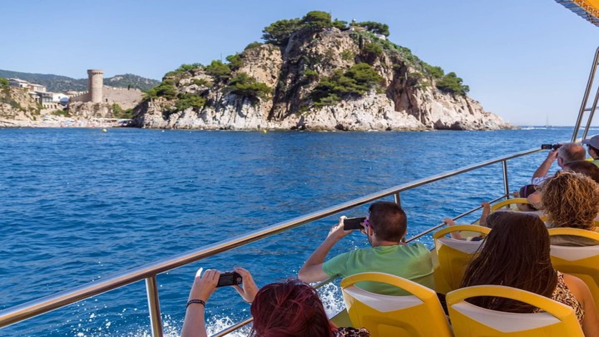 Costa Brava, Tossa de Mar Private Tour, hotel pick-up & Boat Ride