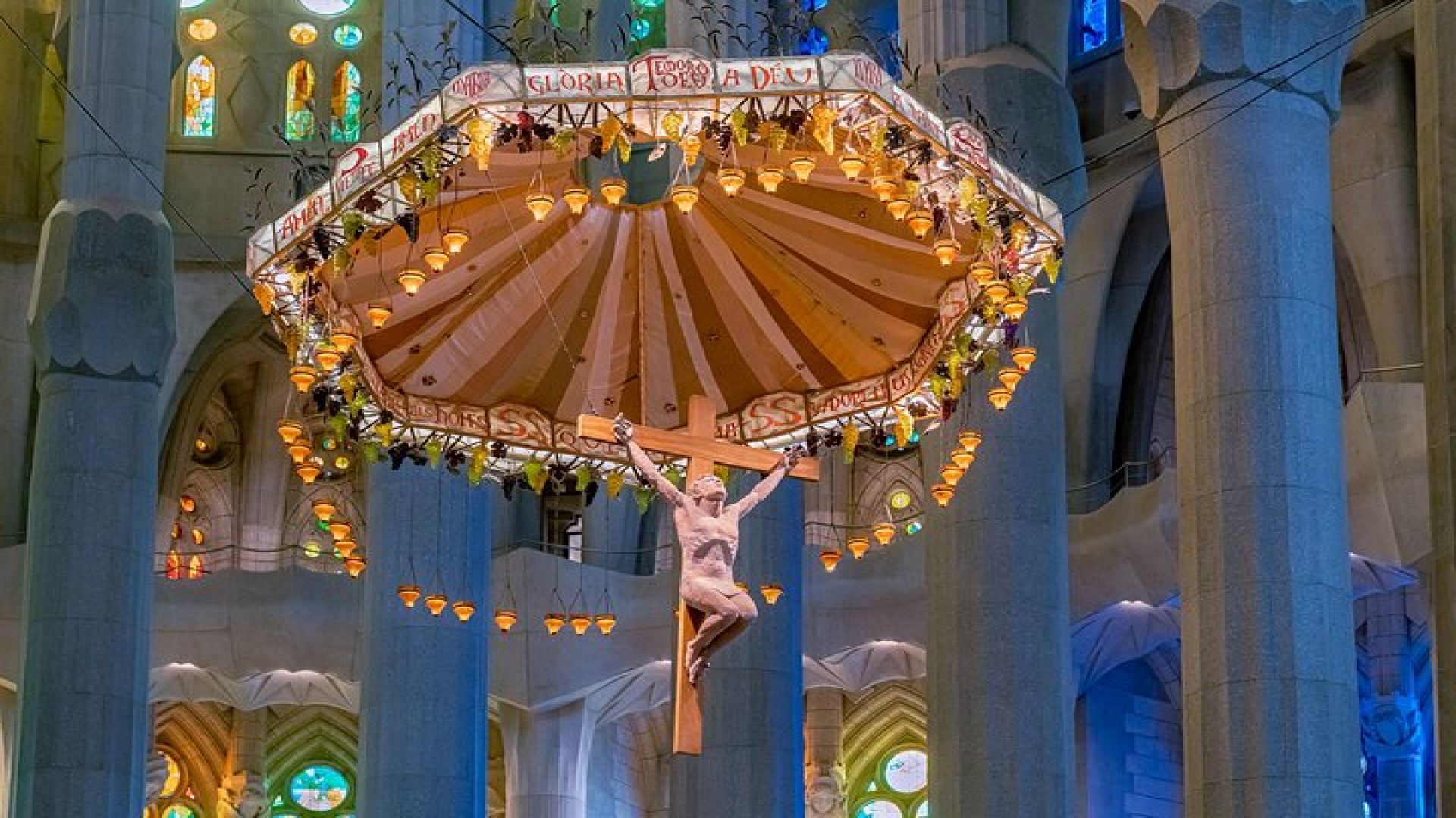 Barcelona: Sagrada Familia Skip-the-Line Guided Tour and Tickets