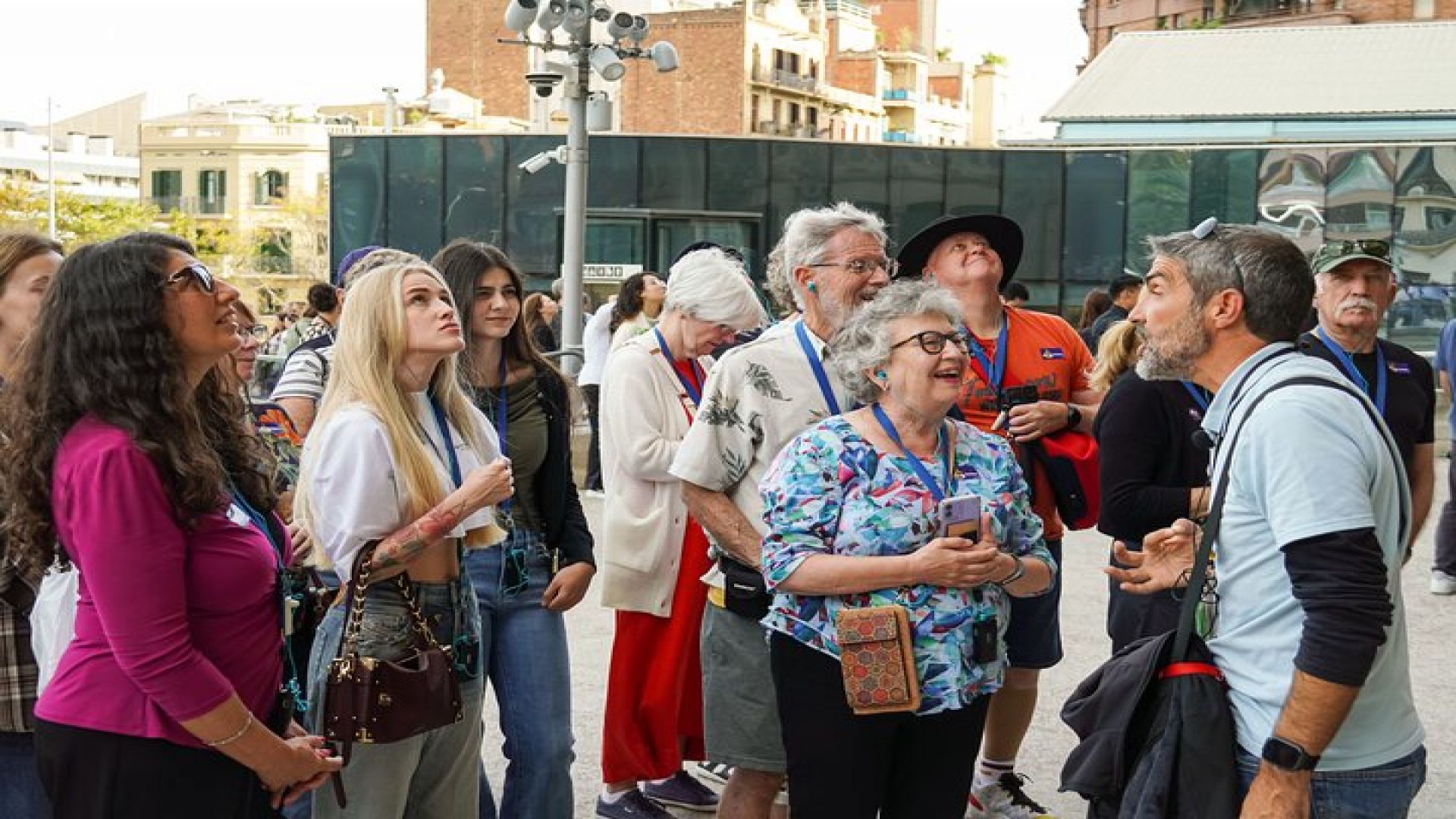 Barcelona: Sagrada Familia Skip-the-Line Guided Tour and Tickets