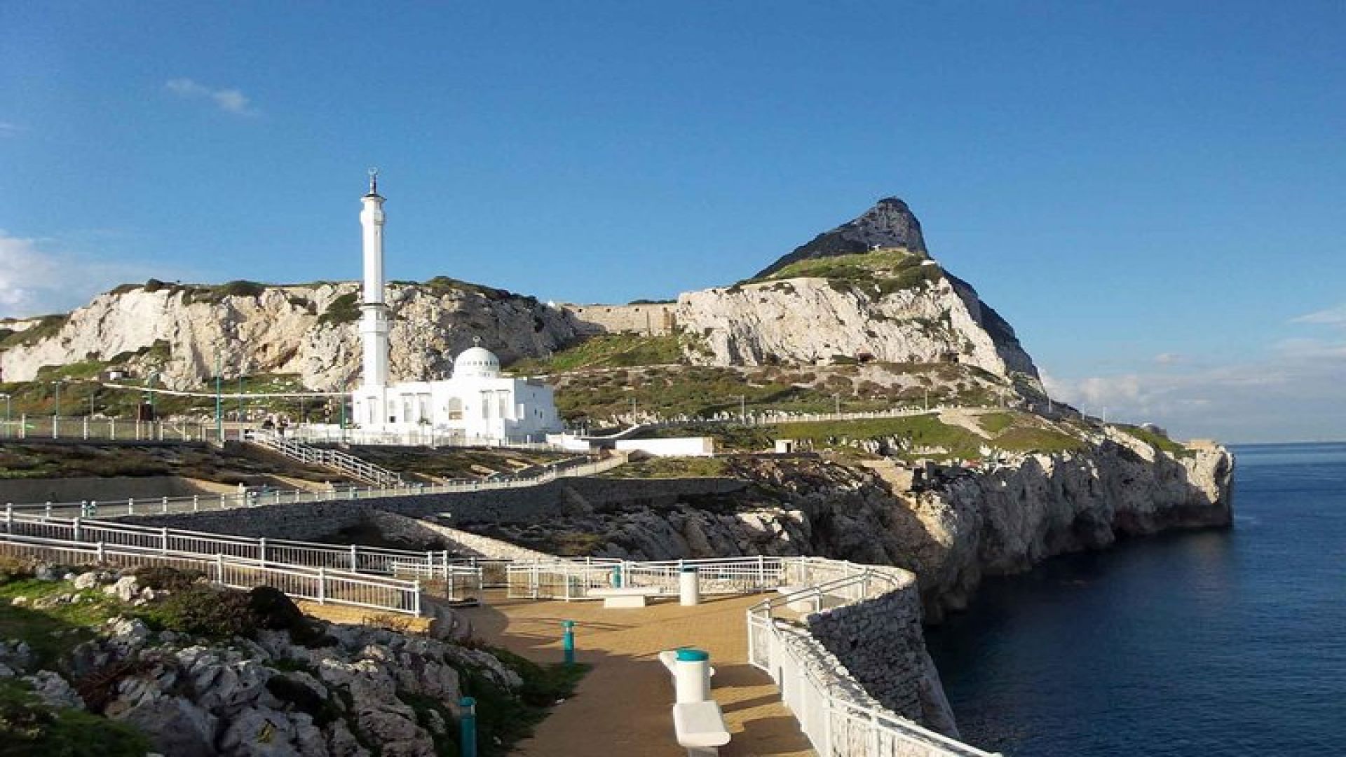 Gibraltar with St Michael Caves Guided Tour from Costa del Sol