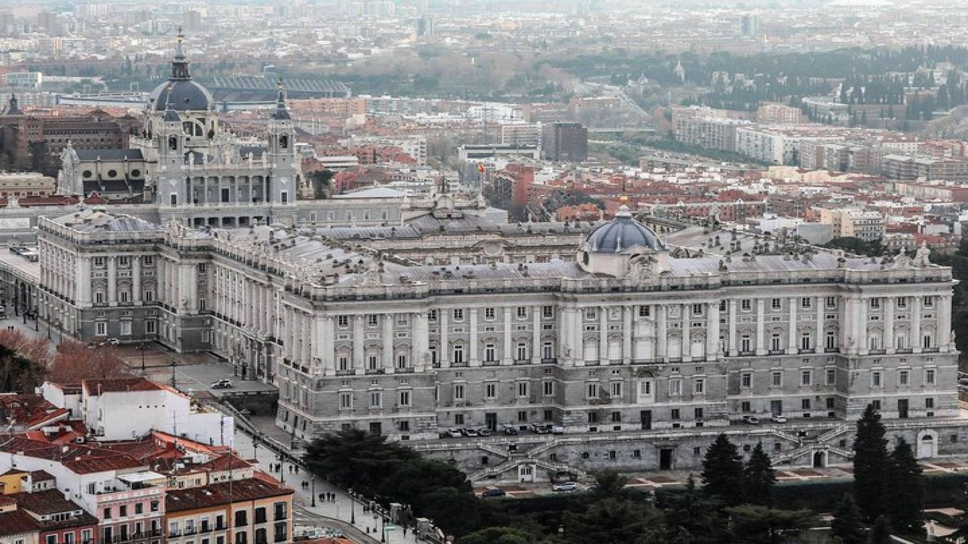 Madrid Old Town & Royal Palace Walking Tour Skip the Line Ticket