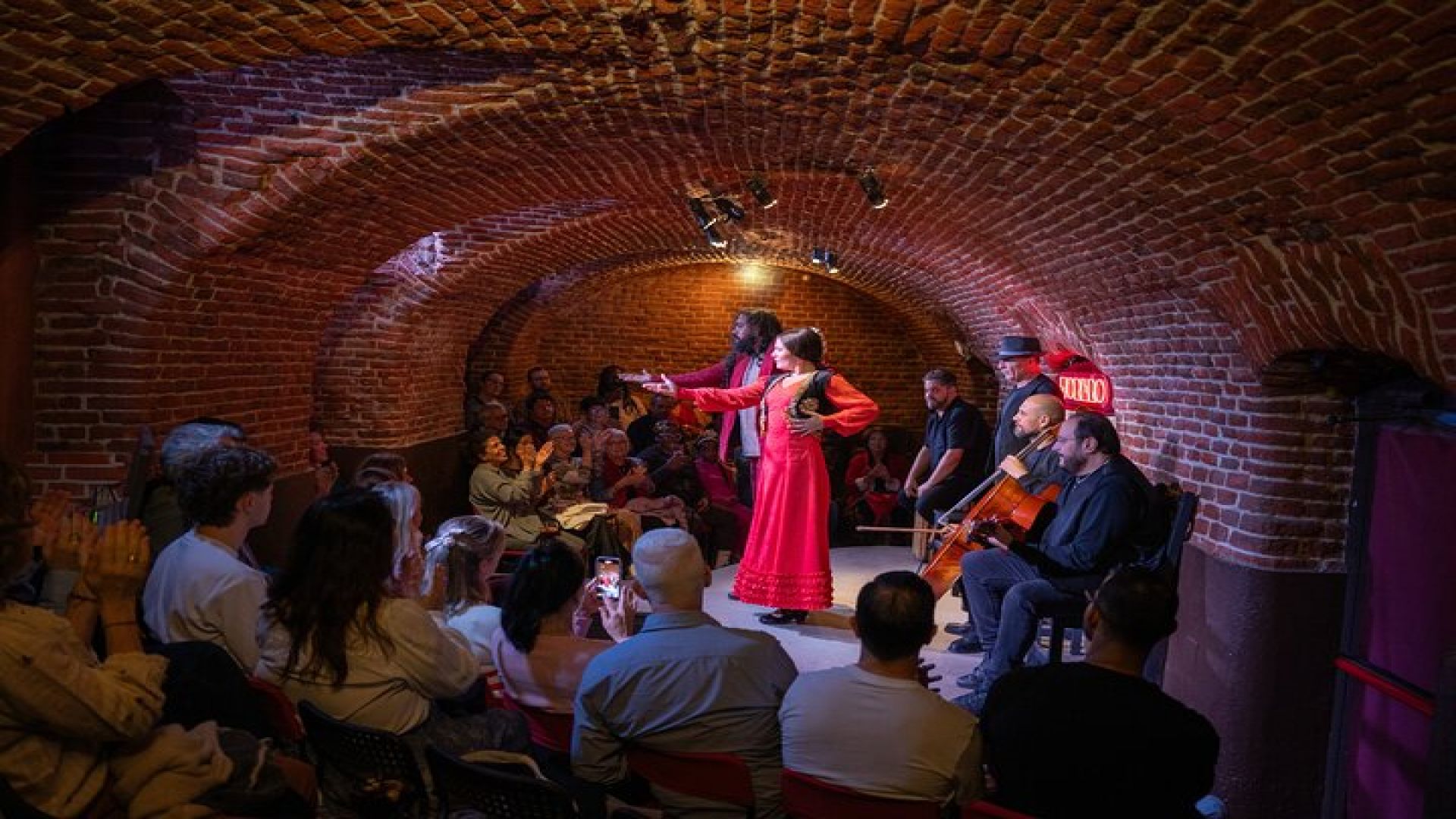 Essential Flamenco: Pure Flamenco Show in the Heart of Madrid