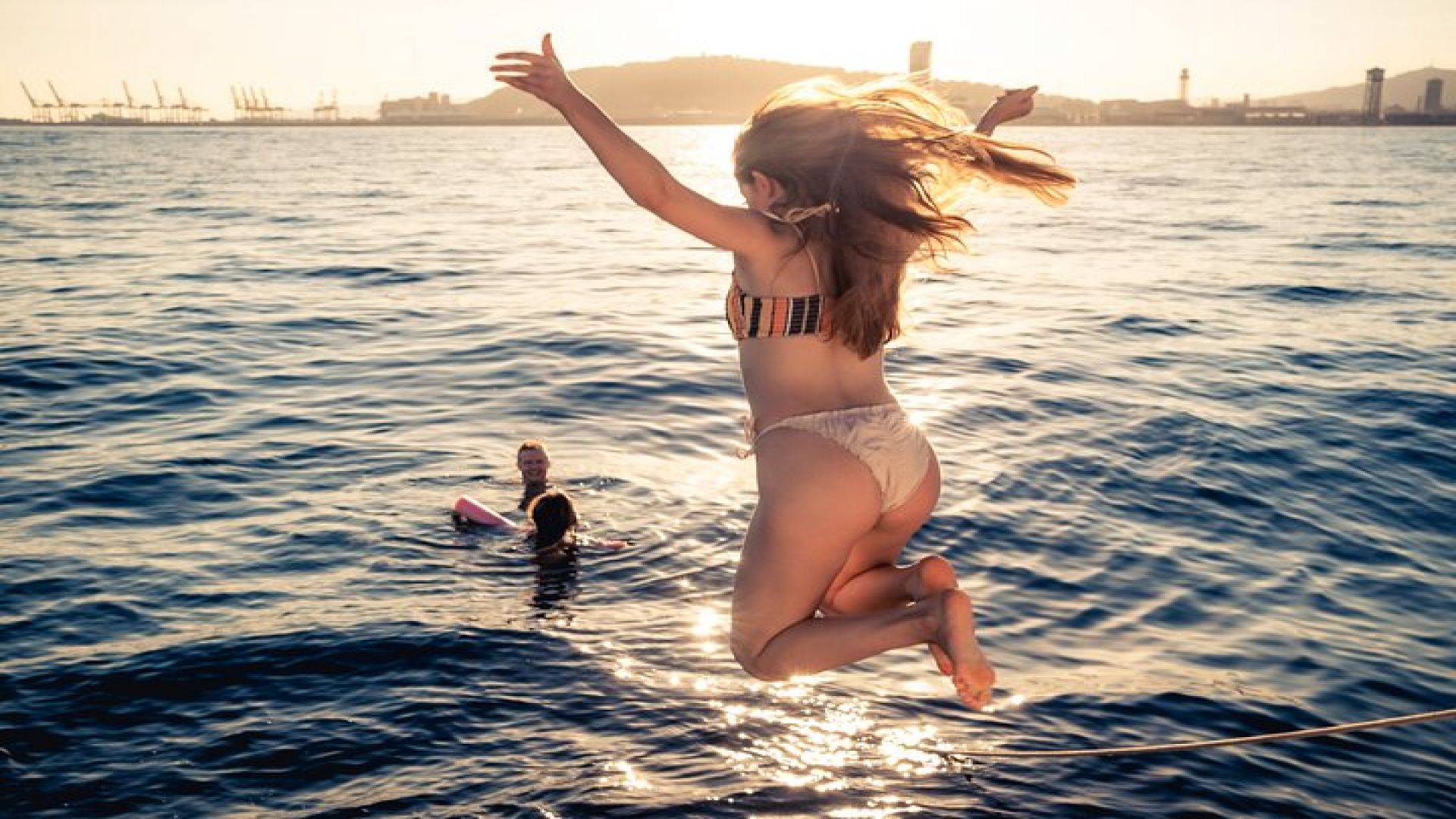 Barcelona Sunset Cruise with Light Snacks and Open Bar